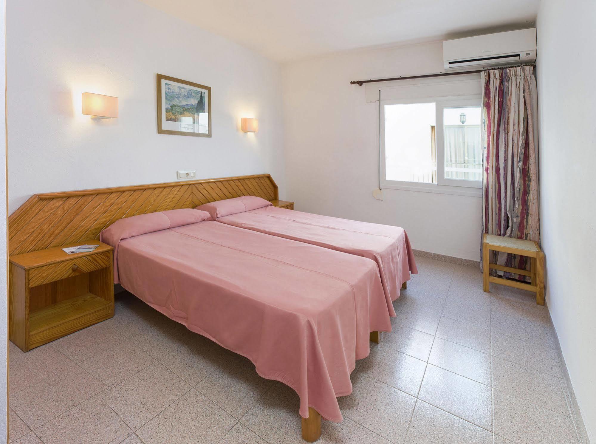 Hostal Roca San Antonio  Exteriér fotografie